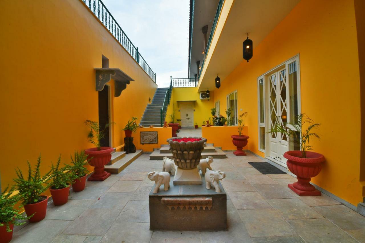 Premkunj Hotel Udaipur Exterior foto